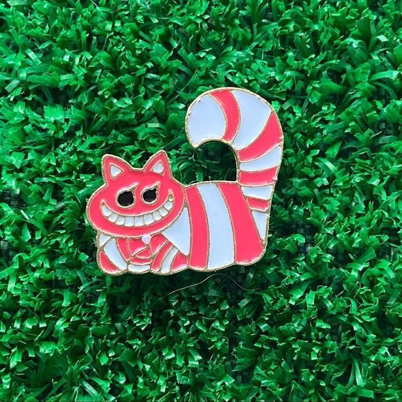 Cheshire Alice Wonderland Collection Enamel Pin - Picture 6 of 6